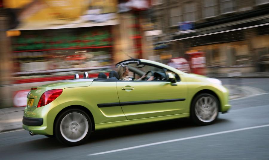 Peugeot 207 CC 2007 года  (фото 21 из 72)
